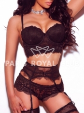 Paris elite escorts lady Sabine, luxury brunette model companion Paris elite escorts lady Sabine, luxury brunette model companion